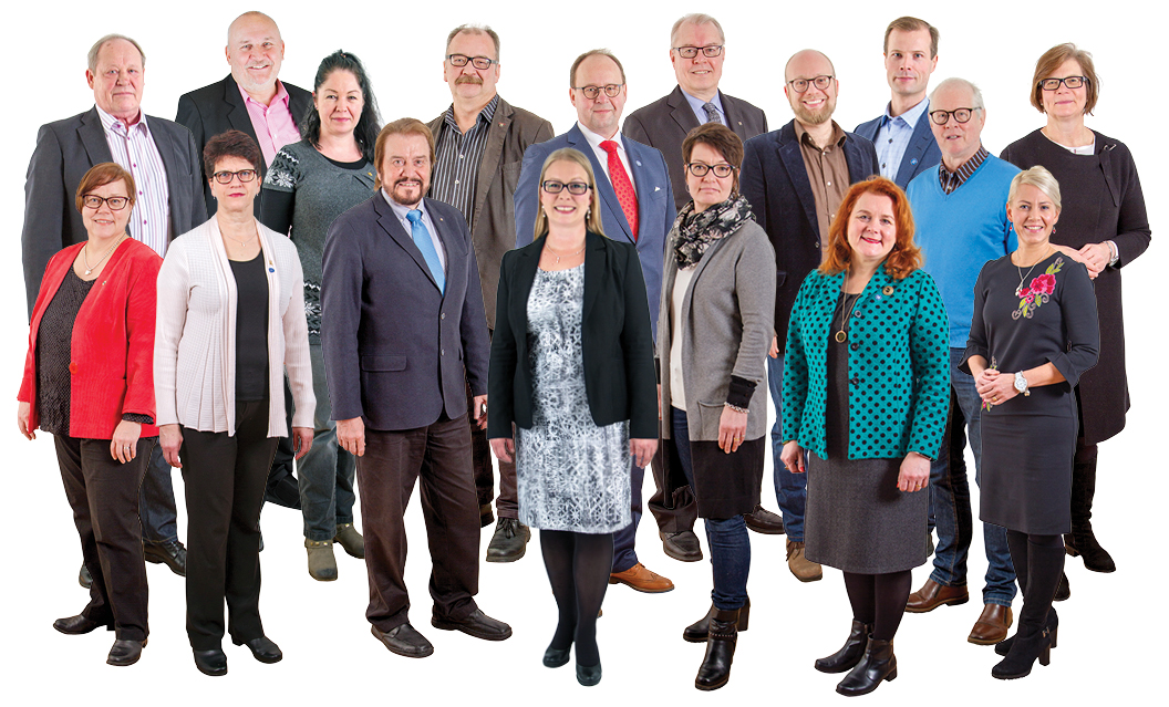Etelä-Savon maakuntahallitus kokoontui 18. maaliskuuta Mikkelissä. Maakuntahallitus keskusteli kokouksessa mm. valtakunnallisen ja maakunnallisen liikennejärjestelmätyön tilanteesta ja maakunta- ja sote-uudistuksen päättyvästä valmistelusta.